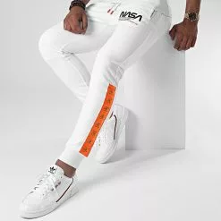Offres 🎁 Pantalon Jogging Space Exploration 360 Blanc de Final Club 😀 8 Offres 🎁 Pantalon Jogging Space Exploration 360 Blanc de Final Club 😀 -Final Club Soldes final club 220528 FINAL 360 20200703T121700 03