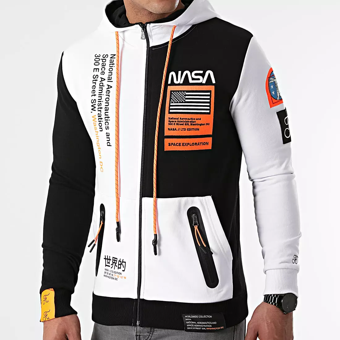 Remise 🥰 Sweat Zippé Capuche Nasa Half Limited Edition 563 Noir Blanc Détails Orange Fluo de Final Club 🔔 3 Remise 🥰 Sweat Zippé Capuche Nasa Half Limited Edition 563 Noir Blanc Détails Orange Fluo de Final Club 🔔