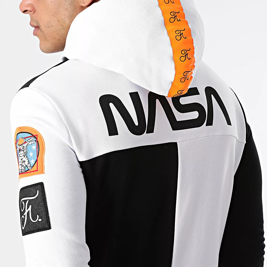 Remise 🥰 Sweat Zippé Capuche Nasa Half Limited Edition 563 Noir Blanc Détails Orange Fluo de Final Club 🔔 6 Remise 🥰 Sweat Zippé Capuche Nasa Half Limited Edition 563 Noir Blanc Détails Orange Fluo de Final Club 🔔 – Image 4