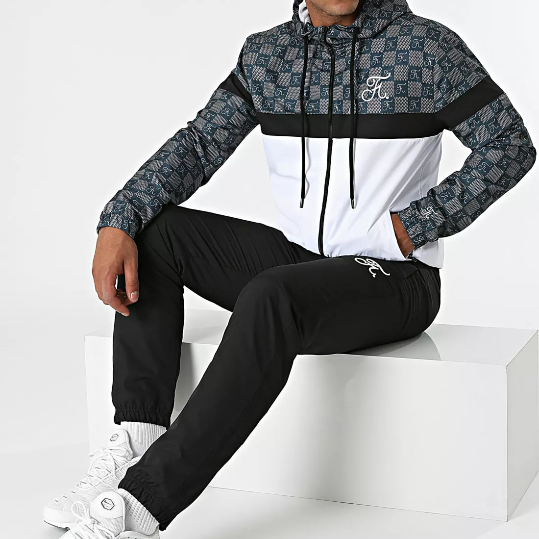 Sortie 🧨 Ensemble De Survêtement Damier Tricolore Avec Broderie 461 Blanc Gris Noir de Final Club 😍 2 Sortie 🧨 Ensemble De Survêtement Damier Tricolore Avec Broderie 461 Blanc Gris Noir de Final Club 😍