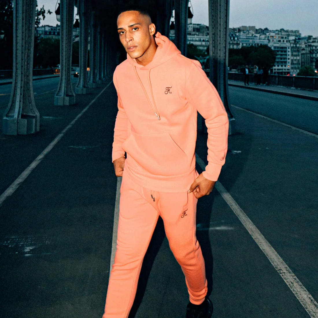Budget 😉 Pantalon Jogging Premium Avec Broderie 656 Orange Pastel de Final Club 🤩 7 Budget 😉 Pantalon Jogging Premium Avec Broderie 656 Orange Pastel de Final Club 🤩 – Image 6