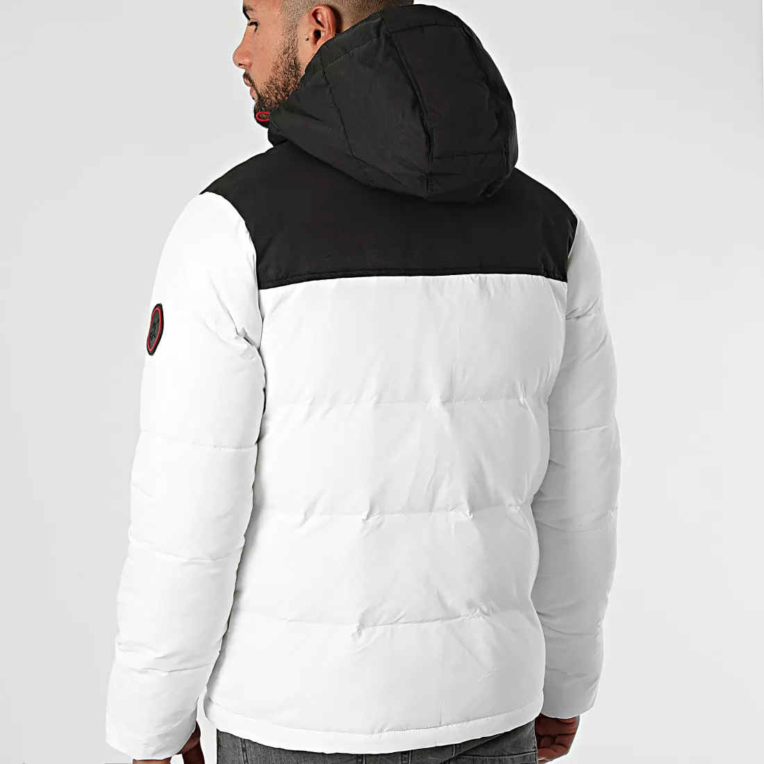 Les meilleures critiques de 🌟 Doudoune Capuche Premium Puffer Jacket Blanc Noir Rouge de Final Club 👏 5 Les meilleures critiques de 🌟 Doudoune Capuche Premium Puffer Jacket Blanc Noir Rouge de Final Club 👏 – Image 4