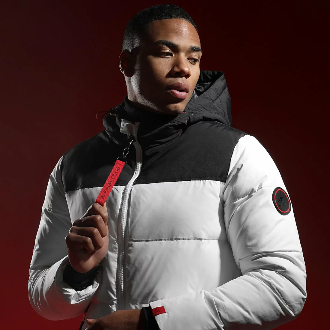 Les meilleures critiques de 🌟 Doudoune Capuche Premium Puffer Jacket Blanc Noir Rouge de Final Club 👏 6 Les meilleures critiques de 🌟 Doudoune Capuche Premium Puffer Jacket Blanc Noir Rouge de Final Club 👏 – Image 5