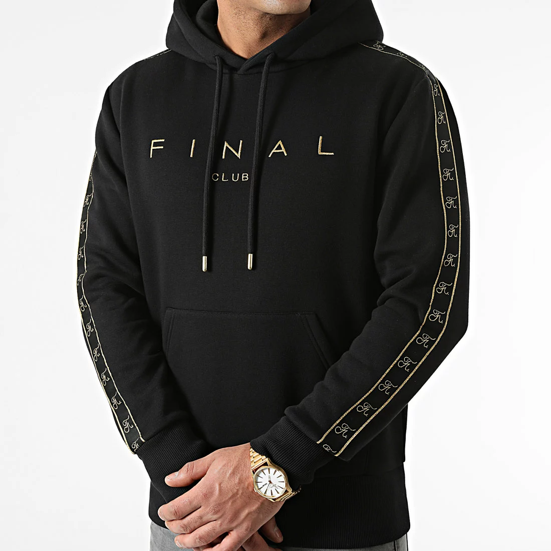 Tout neuf ⌛ Sweat Capuche A Bandes Avec Broderie Gold 776 Noir de Final Club ❤️ 3 Tout neuf ⌛ Sweat Capuche A Bandes Avec Broderie Gold 776 Noir de Final Club ❤️