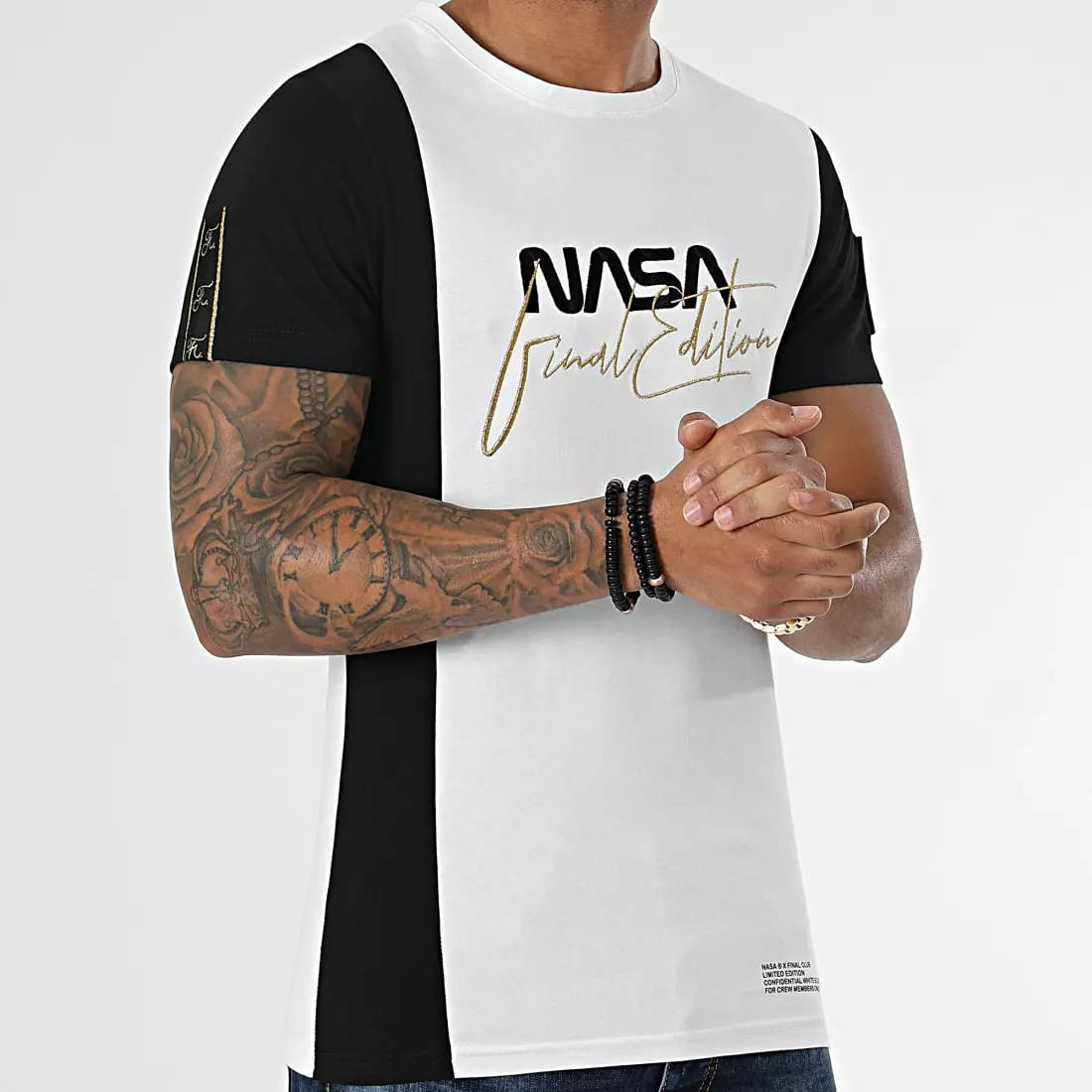 Vente flash 👍 Tee 👕 Shirt Nasa Final Edition Noir Blanc Détails Or de Final Club ❤️ 5 Vente flash 👍 Tee 👕 Shirt Nasa Final Edition Noir Blanc Détails Or de Final Club ❤️ – Image 3