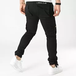 Remise 🔥 Pantalon Cargo Skinny Fit 718 Noir de Final Club 🛒 -Final Club Soldes final club 287221 FAB FINAL 718 20220204T084917 05