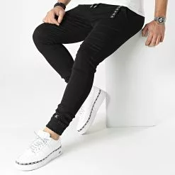 Vente flash 🔔 Jogger Pant Premium Skinny Fit 826 Noir de Final Club 🎁 -Final Club Soldes final club 295359 FINAL 826 20220126T151635 05