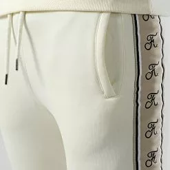 Meilleure affaire 🎁 Pantalon Jogging Couture Edition Avec Bande Brodée 756 Blanc Creme de Final Club 🔔 -Final Club Soldes final club 295754 FINAL 756B 20220406T091029 02