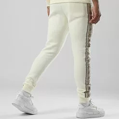 Meilleure affaire 🎁 Pantalon Jogging Couture Edition Avec Bande Brodée 756 Blanc Creme de Final Club 🔔 -Final Club Soldes final club 295754 FINAL 756B 20220406T091316 03