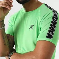 Bon marché 😉 Tee 👕 Shirt Slim Fit Avec Bandes Et Broderie 731 Vert Fluo de Final Club 🎉 -Final Club Soldes final club 301797 FINAL 731 20220413T110656 02