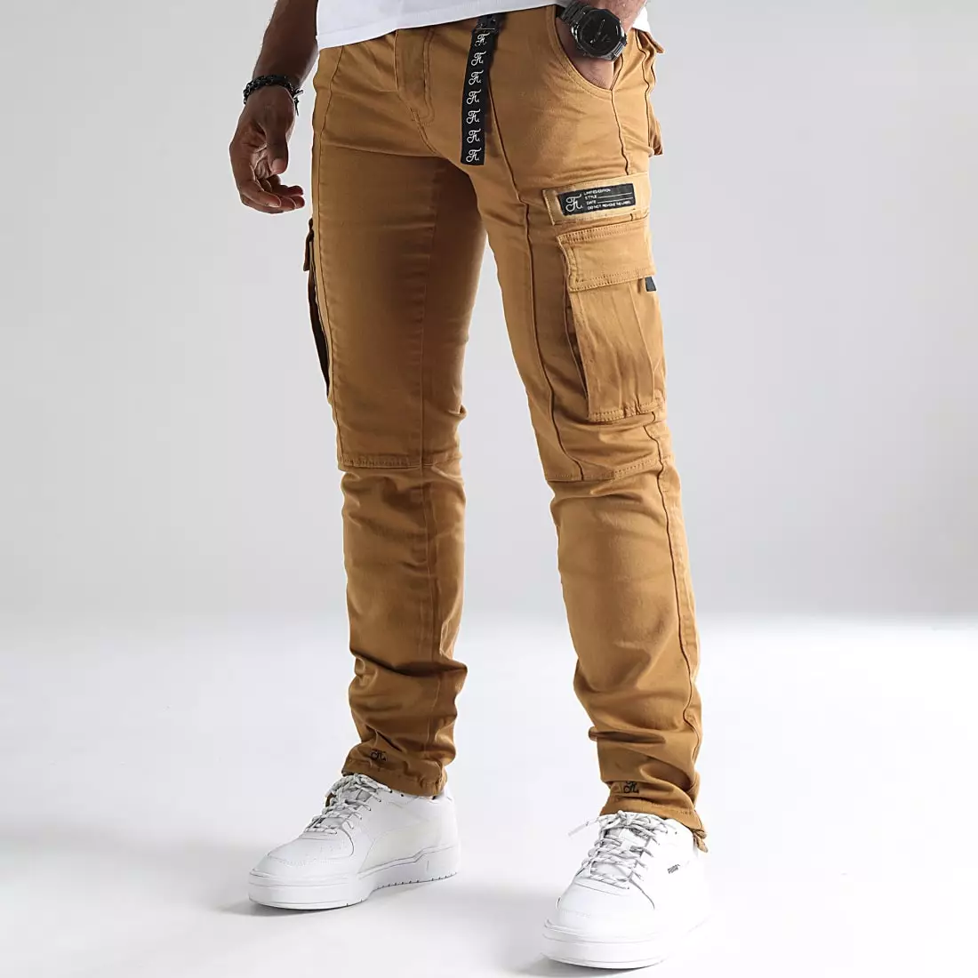 De gros 🤩 Pantalon Cargo Skinny Fit 944 Camel de Final Club 😉 3 De gros 🤩 Pantalon Cargo Skinny Fit 944 Camel de Final Club 😉