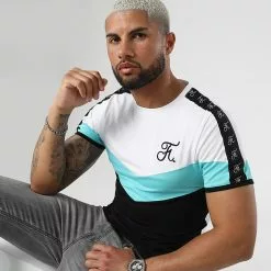 Grosses soldes 💯 Tee 👚 Shirt Retro Tricolore 972 Bleu Pastel Noir Blanc de Final Club 🧨 -Final Club Soldes final club 307065 FINAL 972 20220506T140502 03