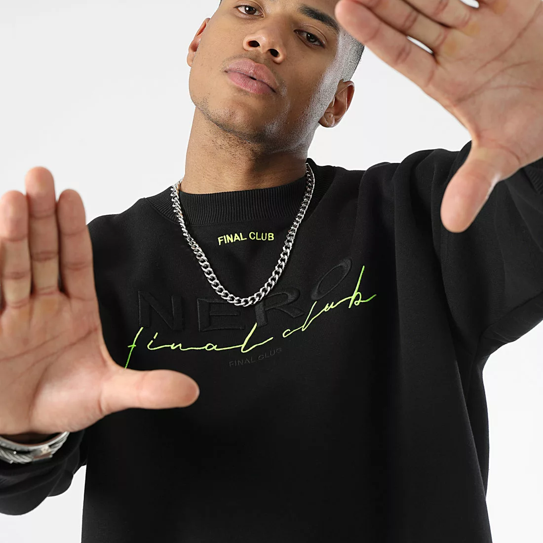 Remise 💯 Sweat Crewneck Large NERO 1st Drop Limited Carbon Black de NERO x Final Club 🤩 4 Remise 💯 Sweat Crewneck Large NERO 1st Drop Limited Carbon Black de NERO x Final Club 🤩 – Image 2