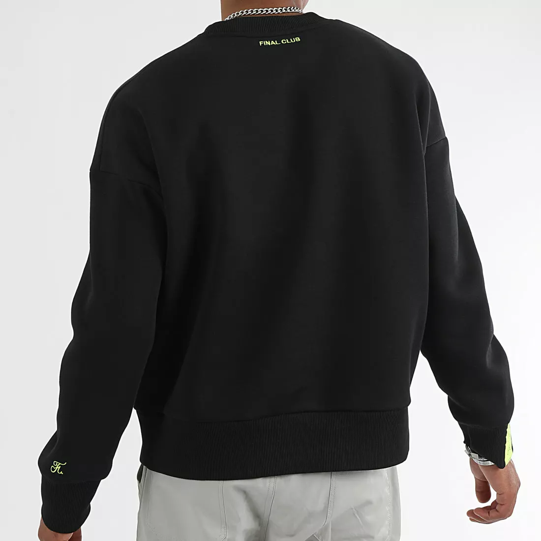 Remise 💯 Sweat Crewneck Large NERO 1st Drop Limited Carbon Black de NERO x Final Club 🤩 7 Remise 💯 Sweat Crewneck Large NERO 1st Drop Limited Carbon Black de NERO x Final Club 🤩 – Image 5